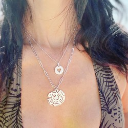 Chaîne ras de cou "Amour"