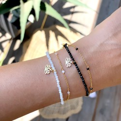 Bracelet fin Pierres de lune - Élégance et féminité