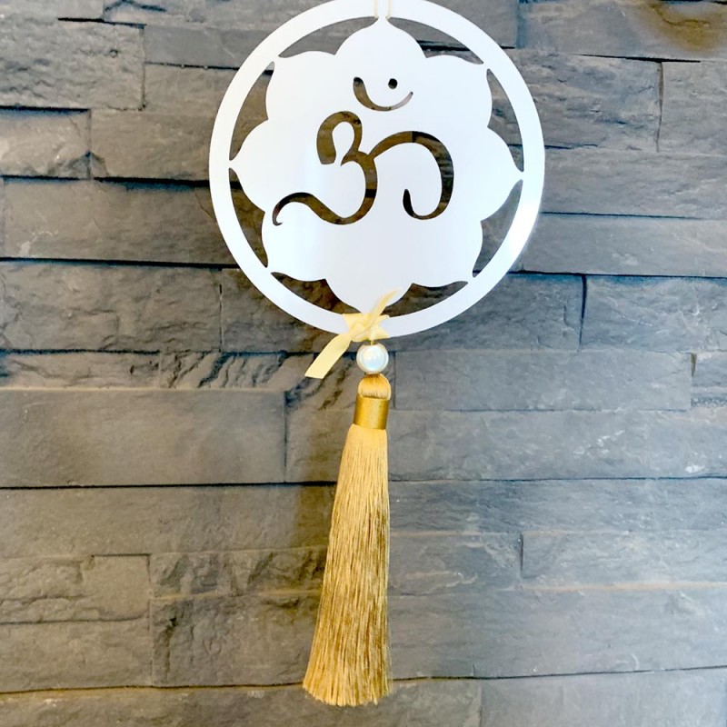 Décor à suspendre AUM Petit